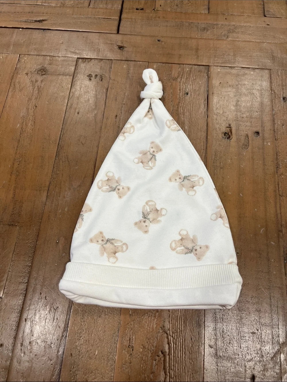Burberry Teddy Bear print knotted cap 9 months ivory hat layette